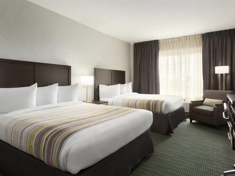 Surestay Plus Hotel By Best Western Vero Beach Exterior foto