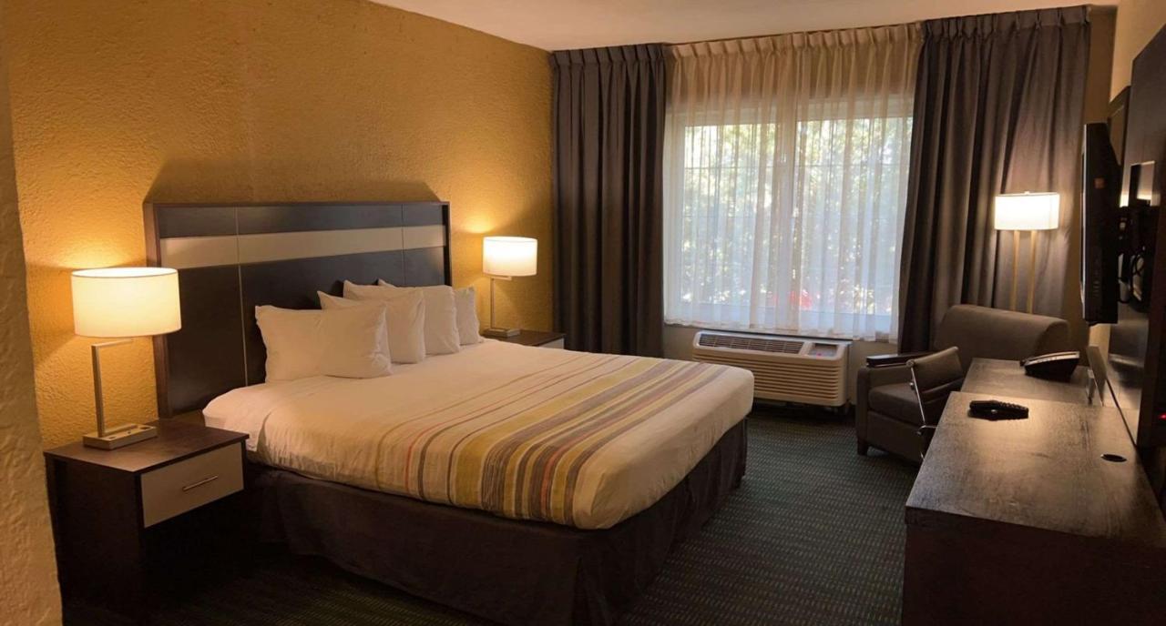 Surestay Plus Hotel By Best Western Vero Beach Exterior foto